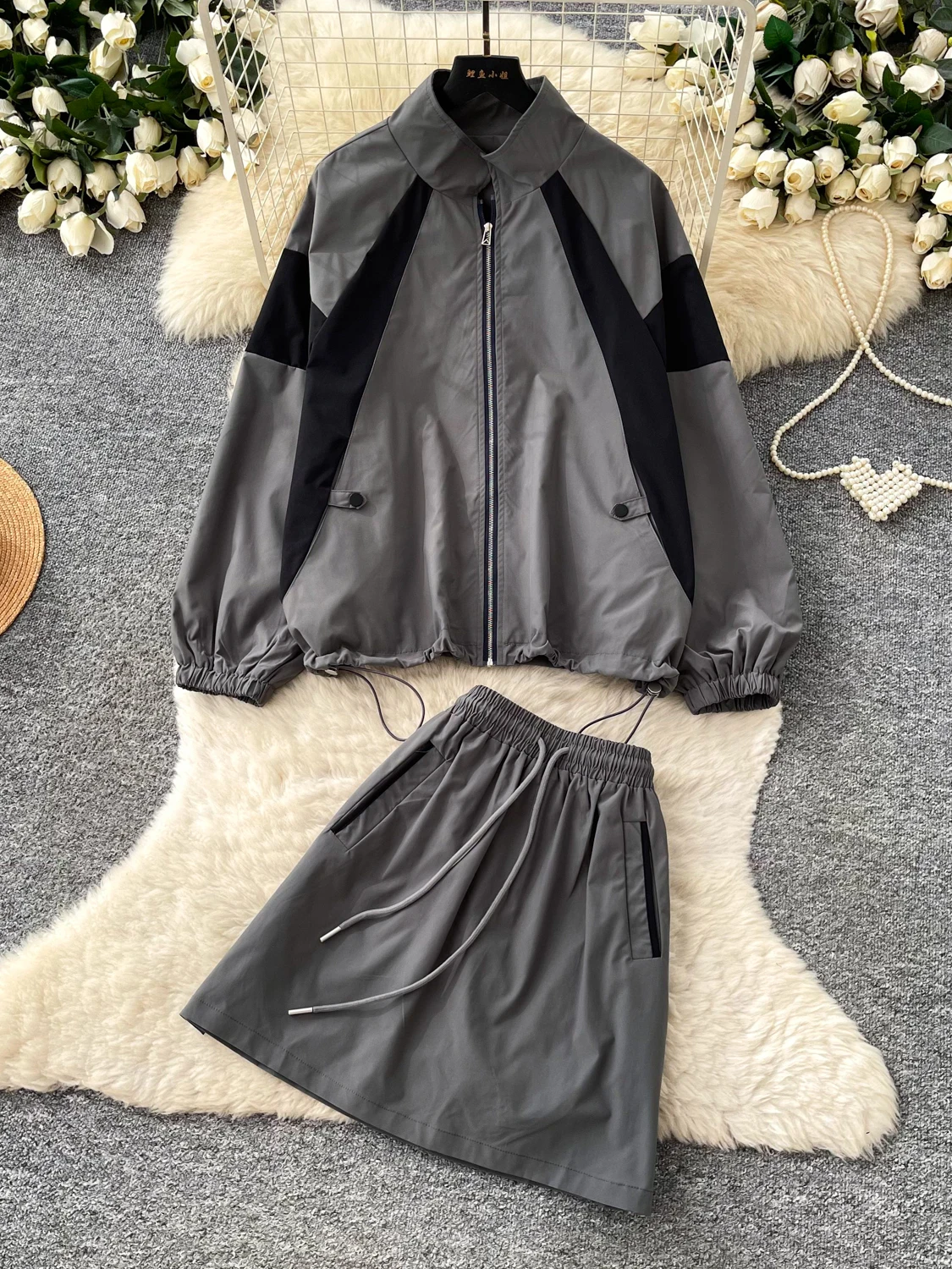 Fall 2026 New Style Stand Collar Color Block Two Piece Set Casual Commute Wind Loose Feel Outerwear Skirt Set Women's Fashion