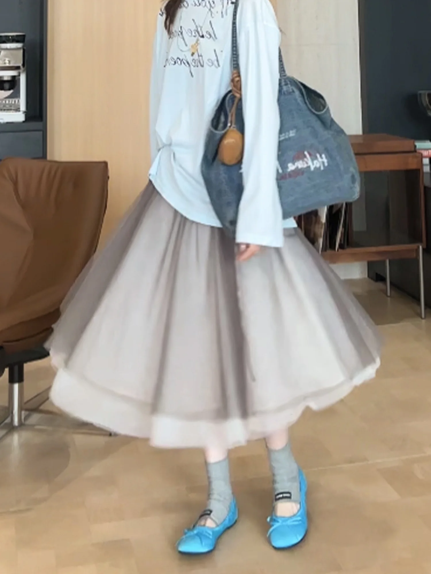 

Jaajaaa Summer Bell Atmosphere Feeling Spliced Net Gauze Puffy Skirt A-Line Half Skirt HAXA Casual Skin-Friendly Breathable N...
