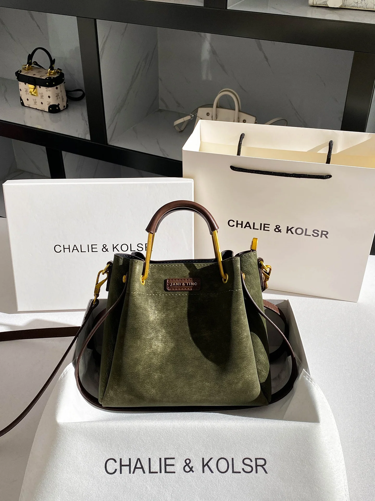 borsa-a-secchiello-grande-capacita-da-donna-borsa-tote-primavera-2026-nuovo-stile-retro-con-collisione-di-colori-chaliekolsr-borsa-a-mano-casual-in-morbida-pelle