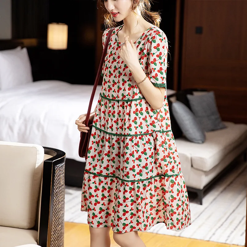 Charming and Slimming Plus Size A-Line Dress with Beautiful Floral Print for Women, Perfect for Summer