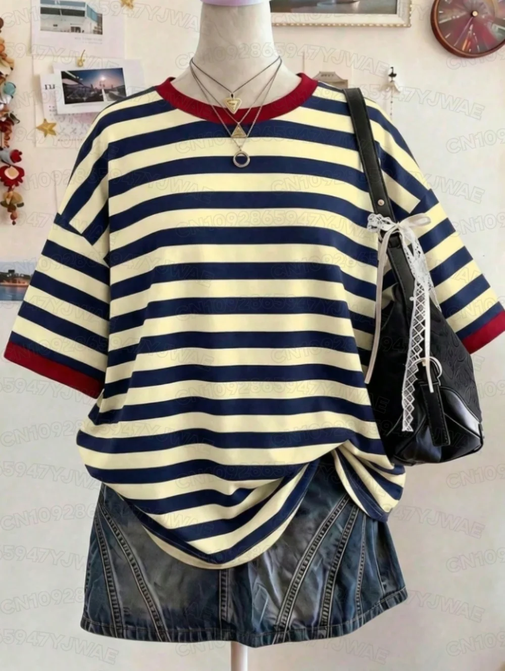 Sommerliches Y2K-T-Shirt mit breiten Streifen, lässiger Oversize-Schnitt, Rundhalsausschnitt, überschnittene Schultern, Damen-Kurzarm-T-Shirt, Street-Casual-Sport-Top – Detail 3