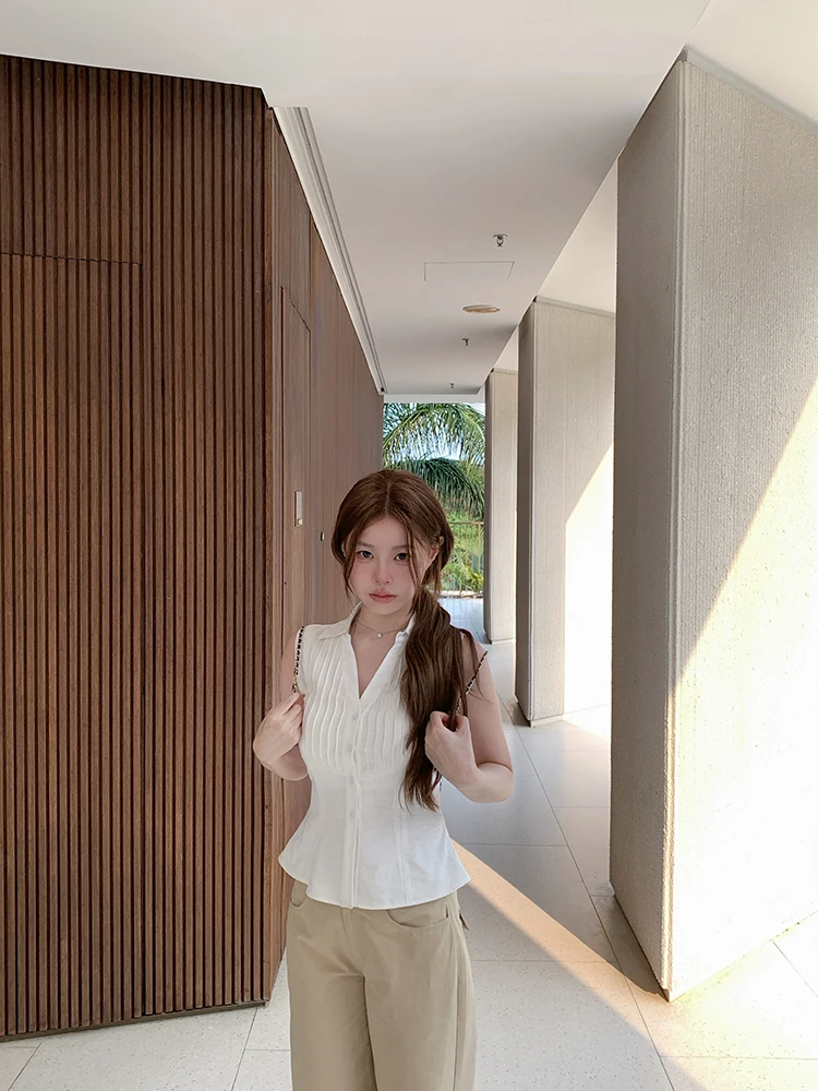 

Женская летняя блузка Sasaouni Ins с плиссировкой, подчеркивающей талию, из смесового хлопка, с V-образным вырезом, стандартного кроя