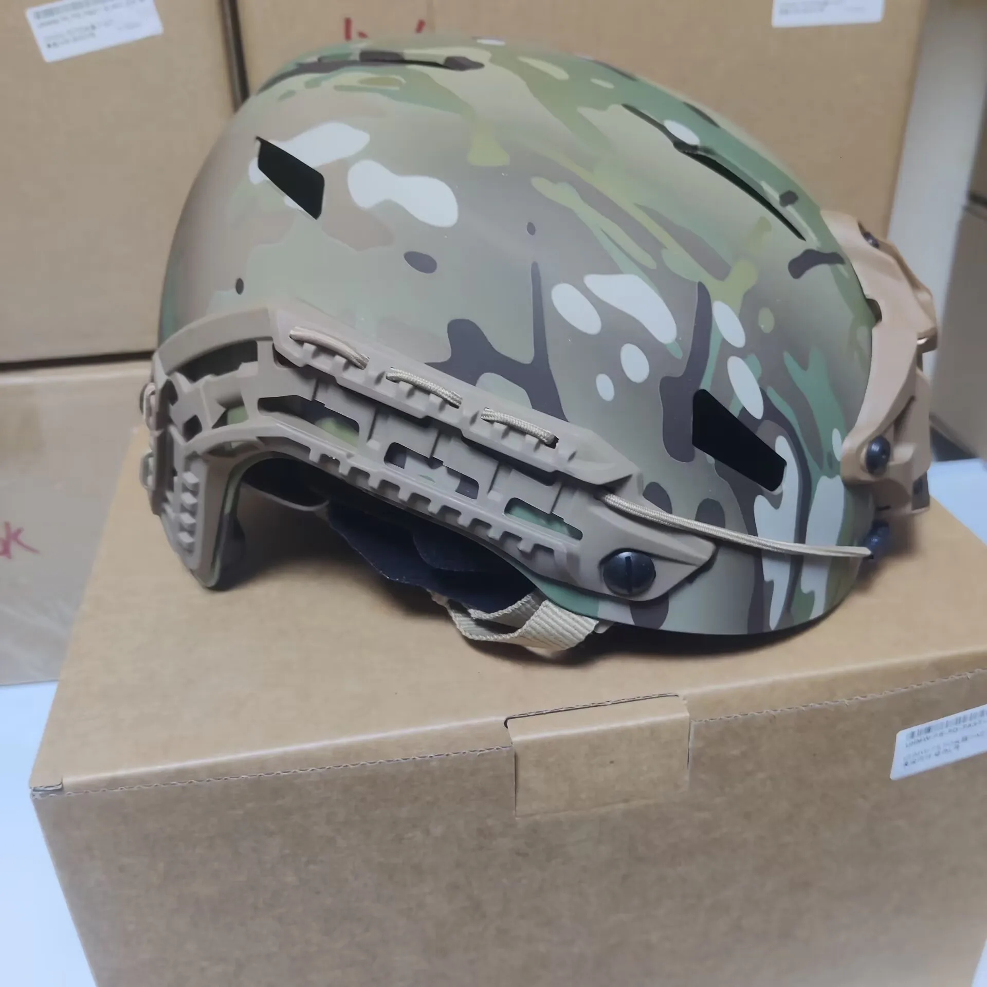 Kask balistyczny FMA taktyczny Airsoft Caiman przestrzeń Grey kask M/L TB1307A