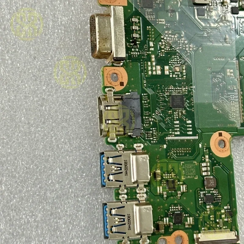 لتوشيبا دينابوك A55-E A50-E اللوحة الأم إنتل كور i3-8130U FTL5SY4 A4458A