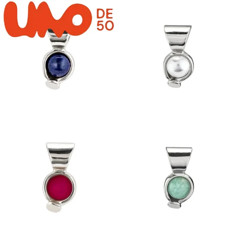 

A single pendant can be worn in conjunction with a necklace2025 New UNOde50 Silver Plated S925 & Gold Plated 14K Necklace - Lux