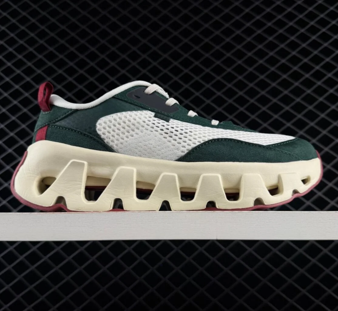 Nouvelles chaussures décontractées tendance pour hommes et femmes, Cloudtilt-Strike, chaussures de course légères et confortables pour couples, chaussures de sport. ‮ seohS oneS