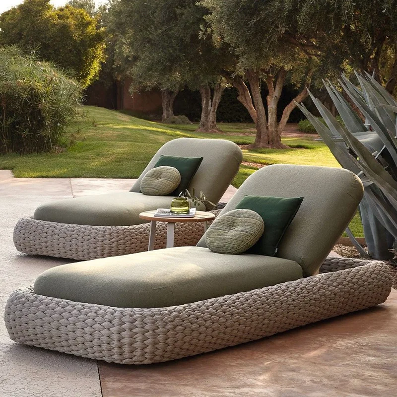 Outdoor Reclining Bed, Patio Rattan Lounger for Garden Villa Resort Pool Beach, Leisure Sunbathing Chair