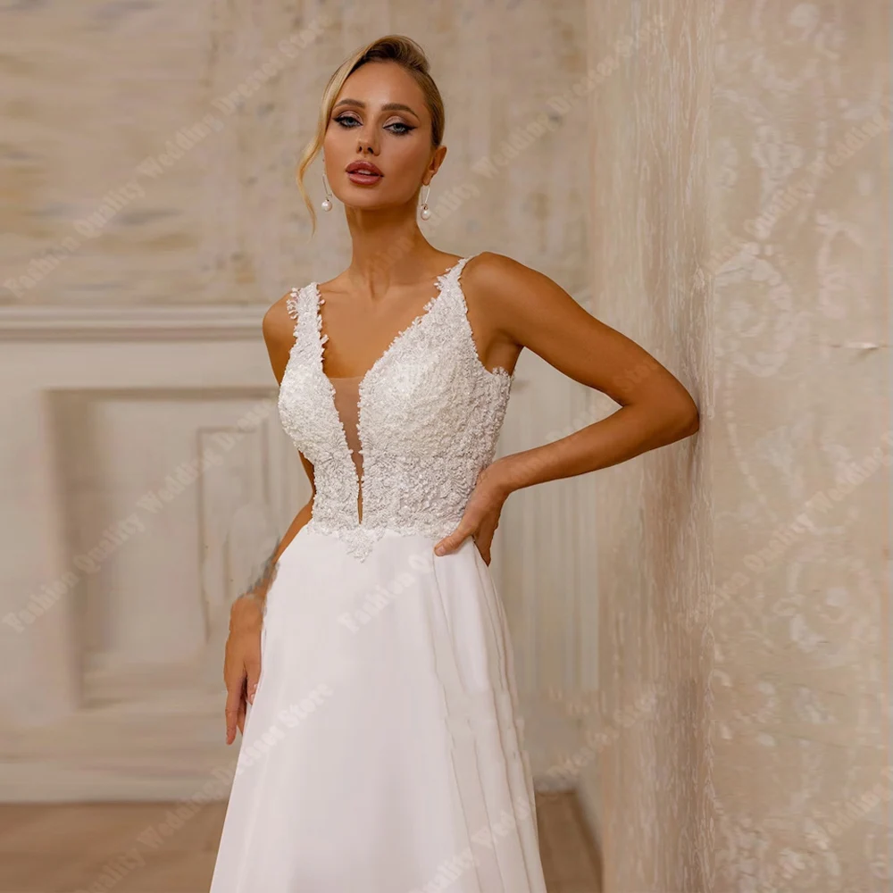 Urocze kobiety z głębokim dekoltem w szpic suknie ślubne księżniczki błyszczące suknie ślubne formalne bankiety bez rękawów Vestidos De Novias