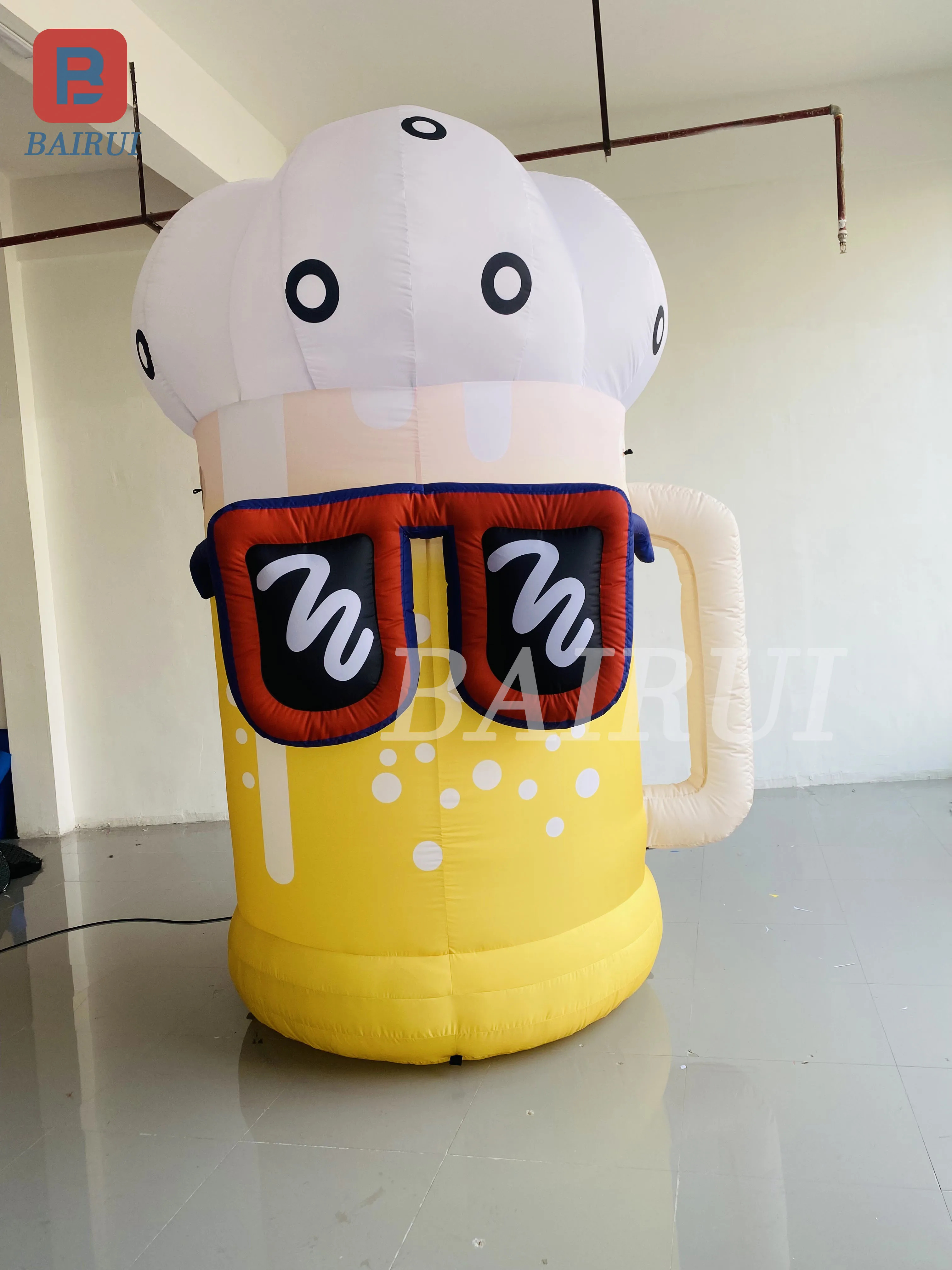 Giant inflatable beer mug model music festival activities exhibition advertisement decoration props can be customized size