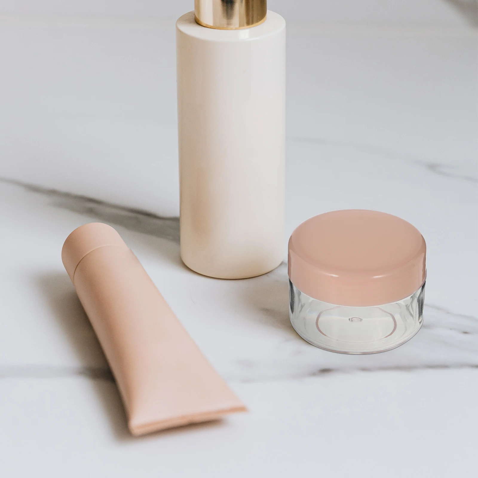 

24Pcs Travel Empty Cream Bottles Compact Leak-Proof Portable Lotion Storage Containers for Face Care Cream Empty Boxes