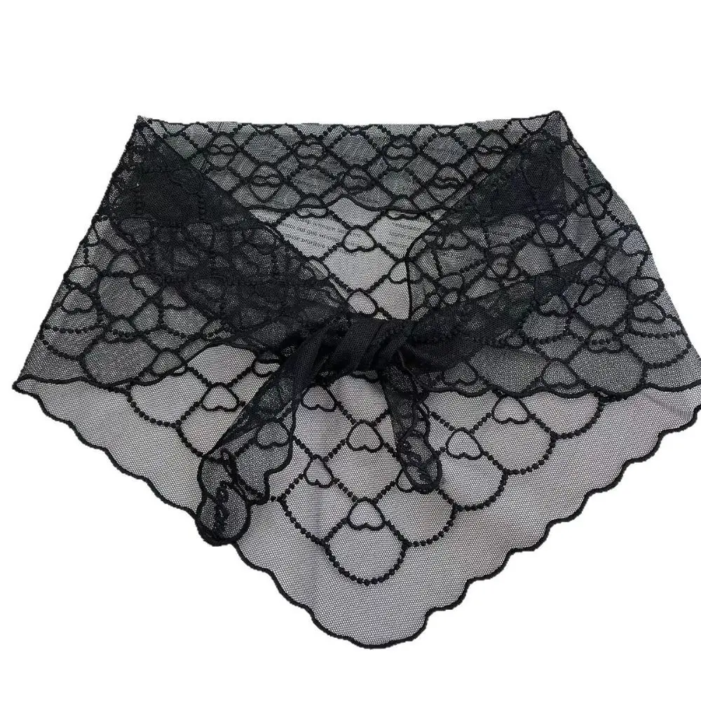 

Fashion Love Heart Lace Scarves Headkerchief Korean Style Bandanas Shawl Headscarf Headband Triangle Hijab Scarf Vacation