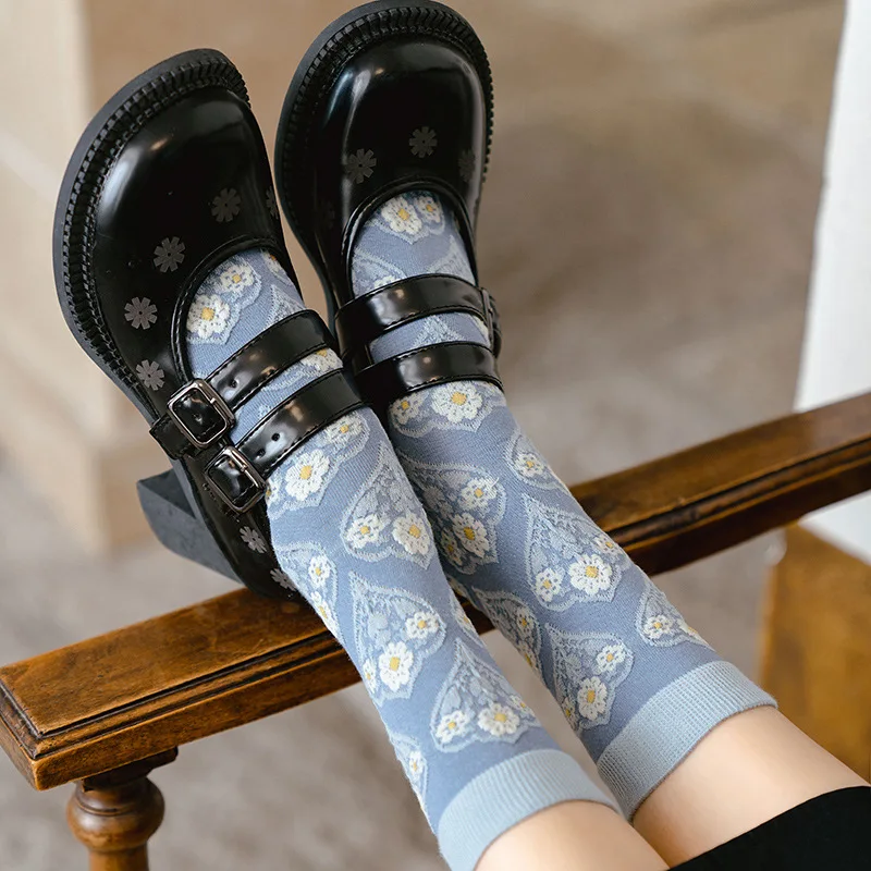 Blue Flower Women Cotton Socks Ethnic Female Lady Long Socks Harajuku Retro Flower Girls Kawaii Cute Korean Woman Sock Wholesale