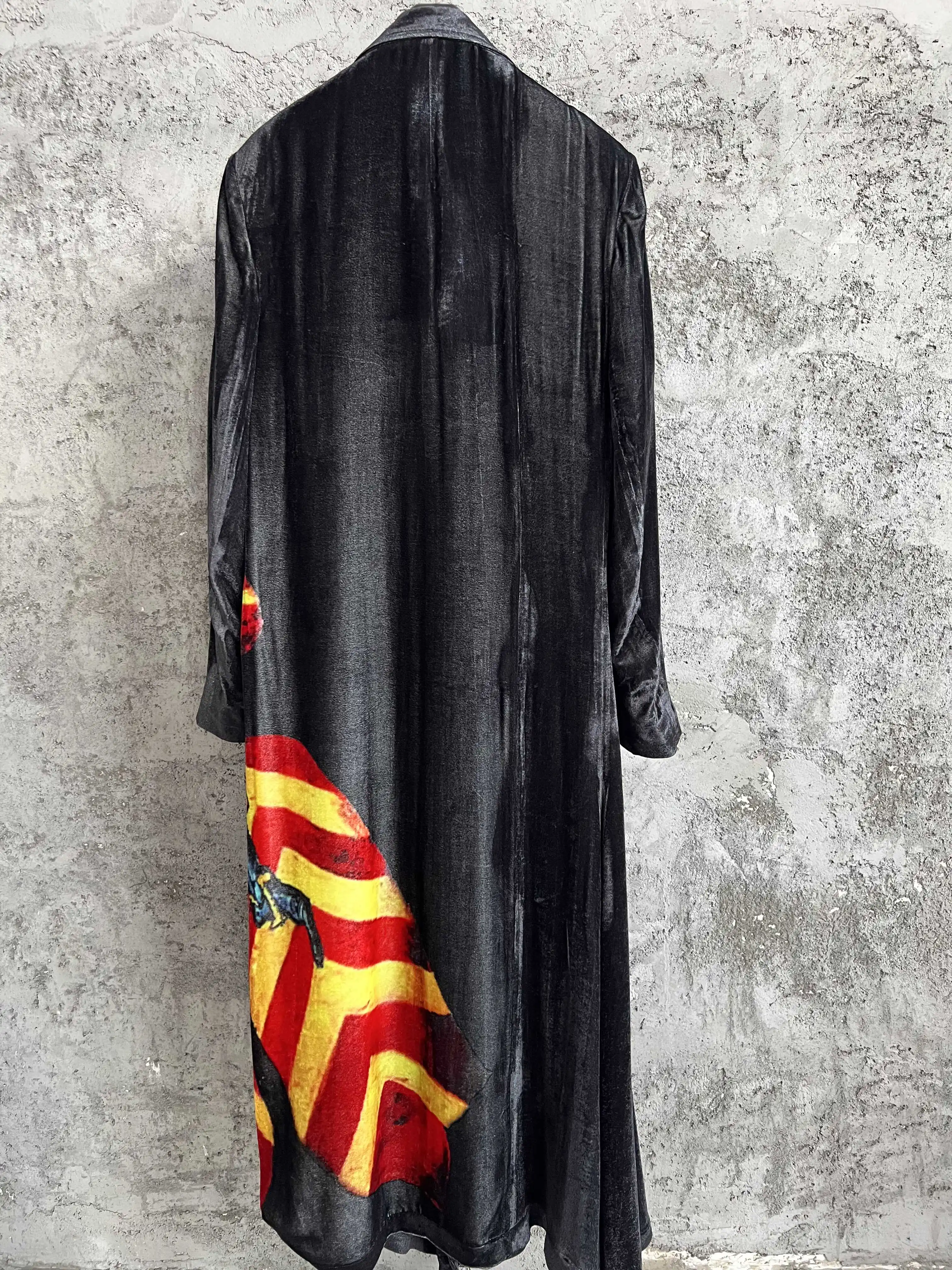 

TOP-YAMAMOTO Japanese original two-layer knight robe Velvet coat, black windbreaker for men