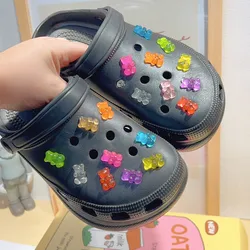 2024 Candy Bears Women's Charms Designer Hole Shoes Charms Luxury Shoe Clips Charm Pines Clogs Fit Charms Femme Wholesale