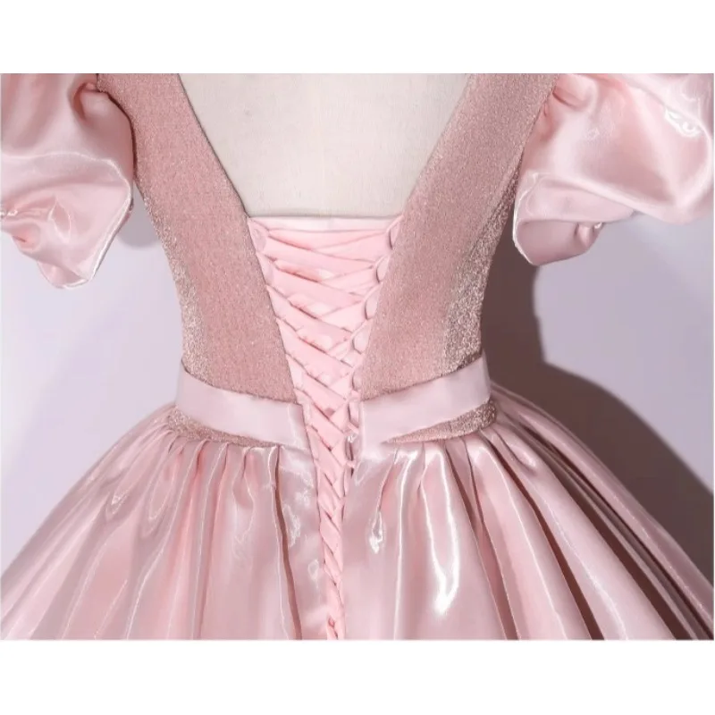 2025 المرأة الجديدة الأميرة كم الساتان شبكة الخامس الرقبة مساء فستان موضة مأدبة المضيف الصوتية الفن امتحان طالب فستان محكم من عند الصدر ويتدلى بشكل واسع