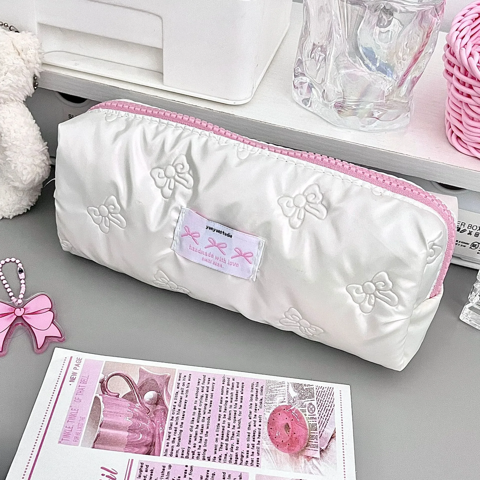 New bow pencil bag ins high-value girl's heart original stationery storage bag large-capacity student cosmetic bag