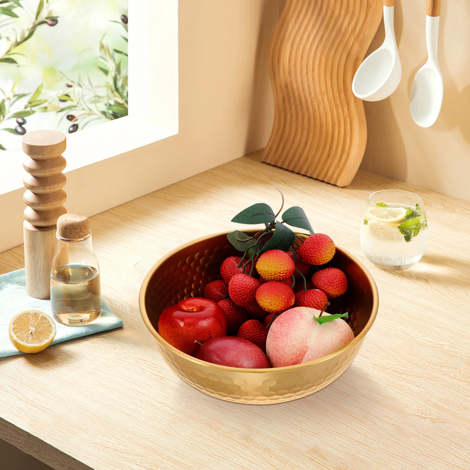 

Stainless Steel Salad Japanese Hammered Texture Water Resistant Easy Clean Large Capacity Vintage Mixing Bowl Decorative