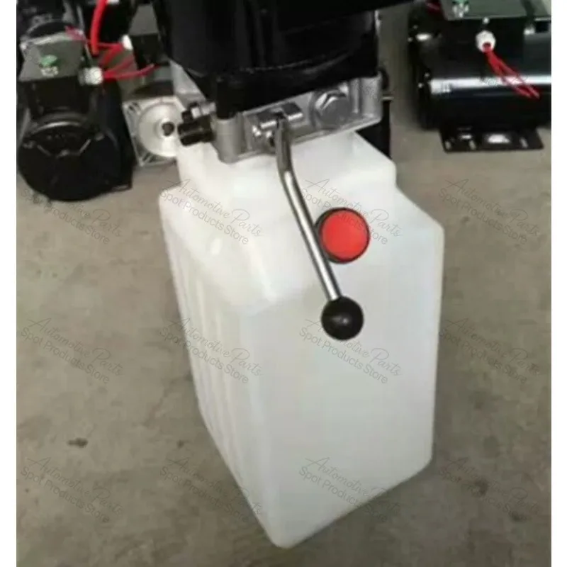 Universal 4-Hole Square Mouth Plastic Oil Pot For Car Lift Hydraulic Pump