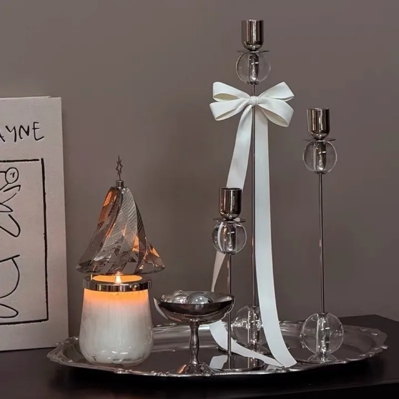 Metal candle holder Italian high-end candle holder, tabletop decoration, light luxury soft decoration