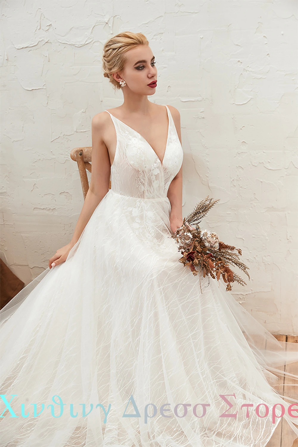 Abiti da sposa a trapezio lunghi fino al pavimento con scollo a V in organza senza maniche Abiti da sposa sexy e alla moda in pizzo Sweep Train Lace Up Back