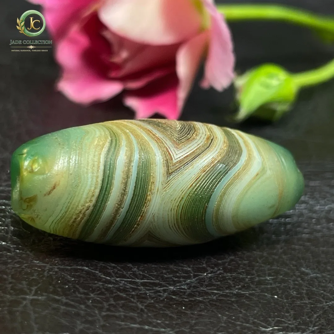 Tibetan Nepalese Himalayan Bead Ancient agate Old Dzi Talisman eye Bead Amulet