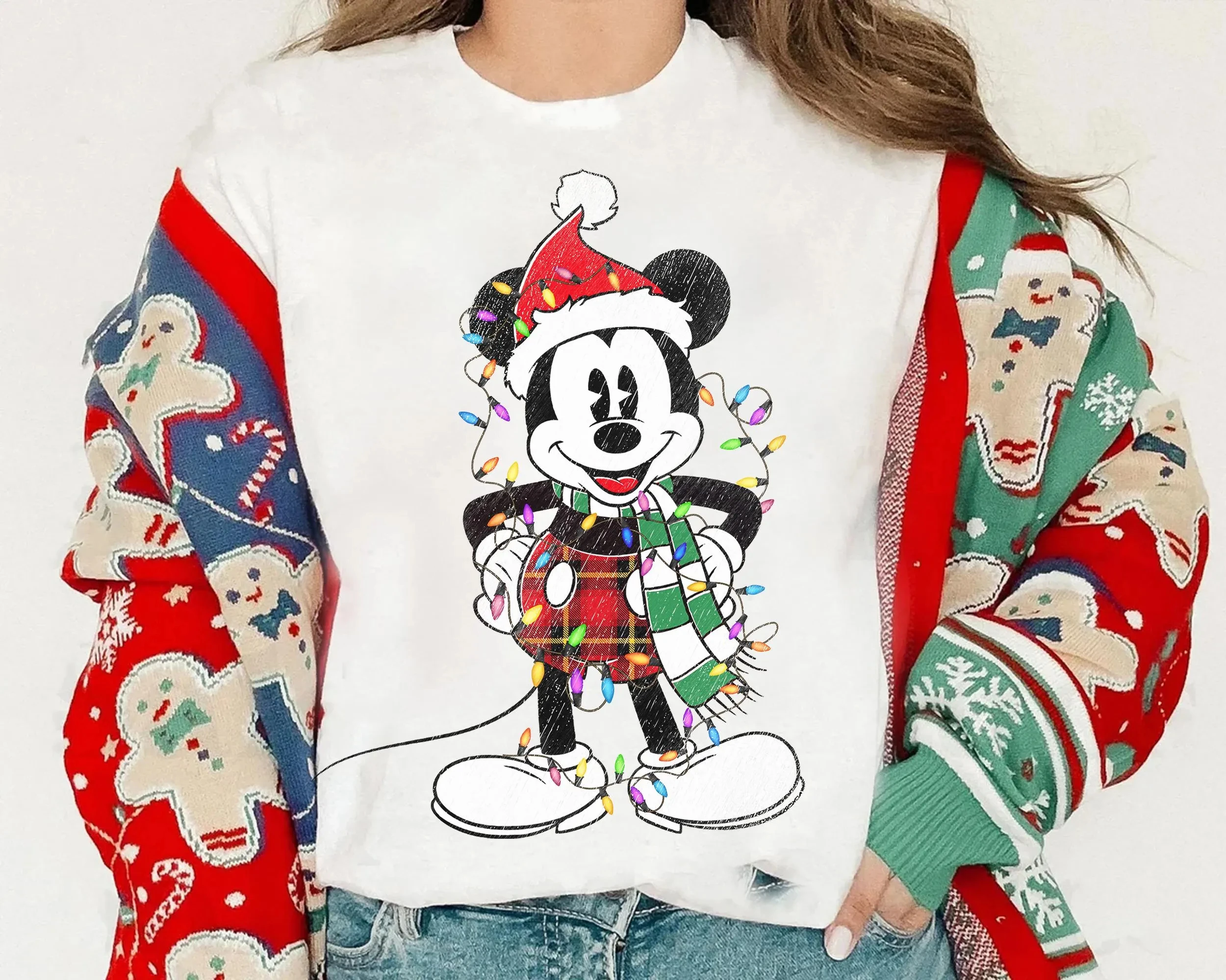 

Костюм Санта-Клауса Диснея с Микки Маусом в клетку с рождественским узором, рубашка с рождественскими огнями, очень футболка с Рождеством Микки