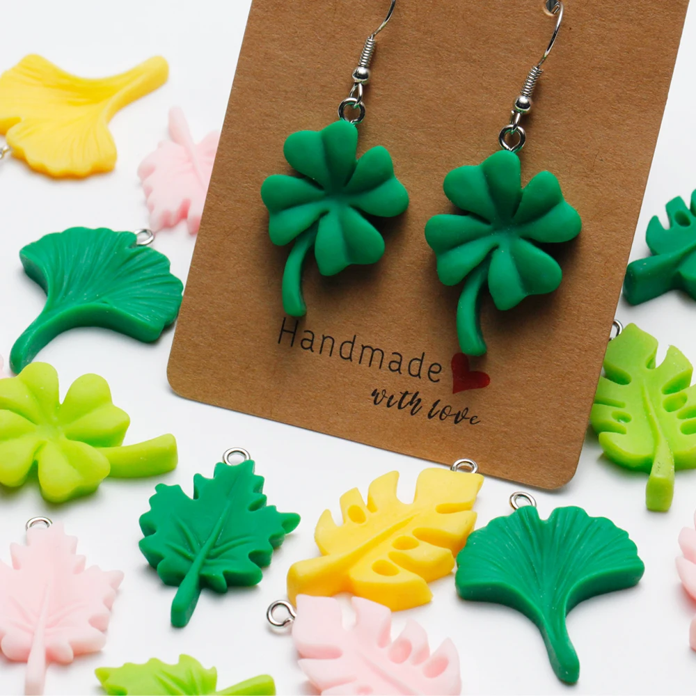 10pcs Resin Leaf Charms Four-leaf Clover Maple Gimkgo Leaves Pendants for Earring Necklace Bracelet DIY Jewelry Making Supplies