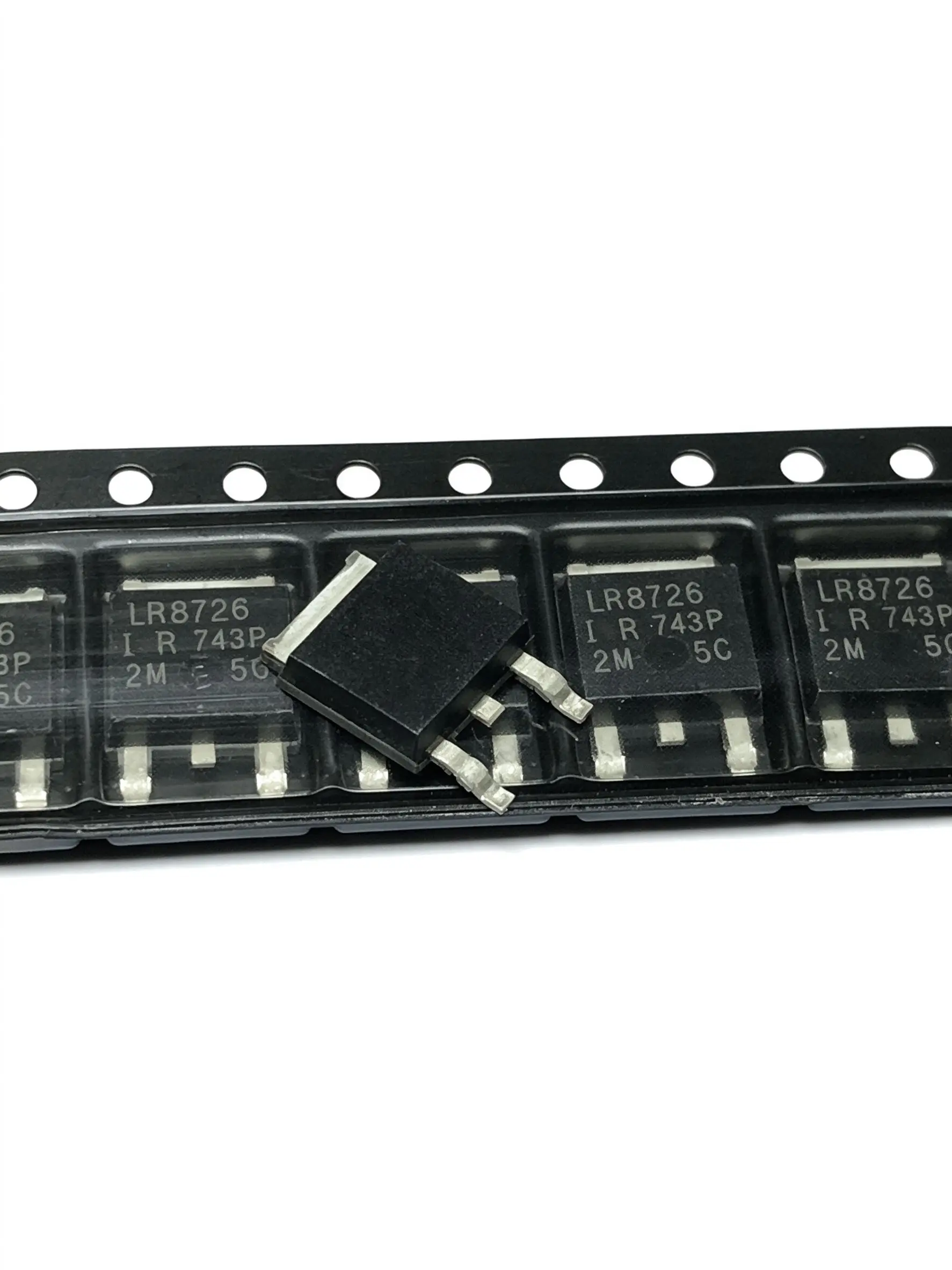 10piece LR8726 IRLR8726 30V 86A TO-252