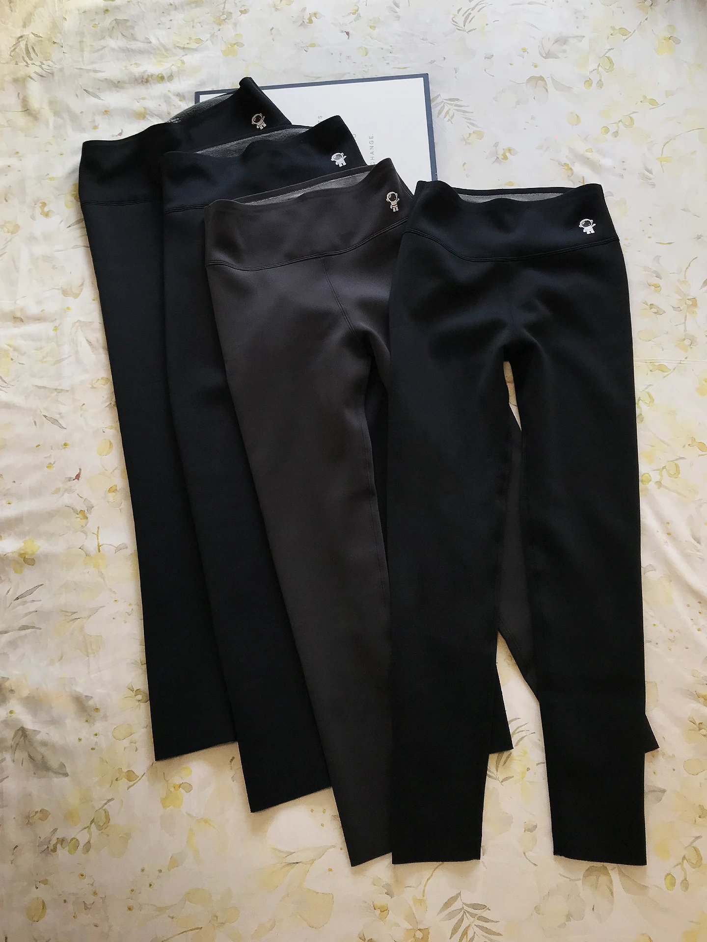 

Высококачественные утепленные брюки из флиса с подкладкой из искусственной кожи для йоги и фитнеса, удобные леггинсы для женщин больших размеров