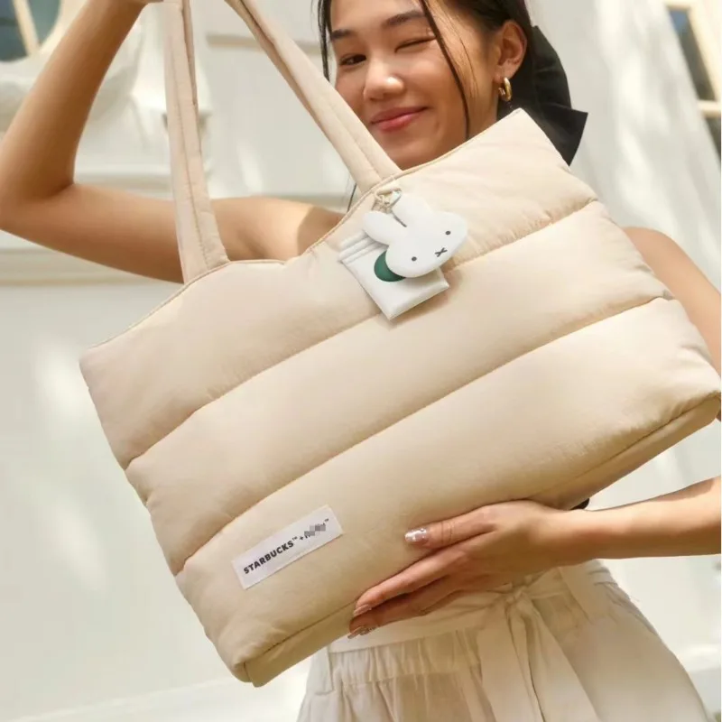 2025 جديد الكرتون ميفي أرنب ستاربكس Co وصفت أسفل حمل حقيبة Kawaii سعة كبيرة حقيبة كتف هدية عيد ميلاد للأطفال #2