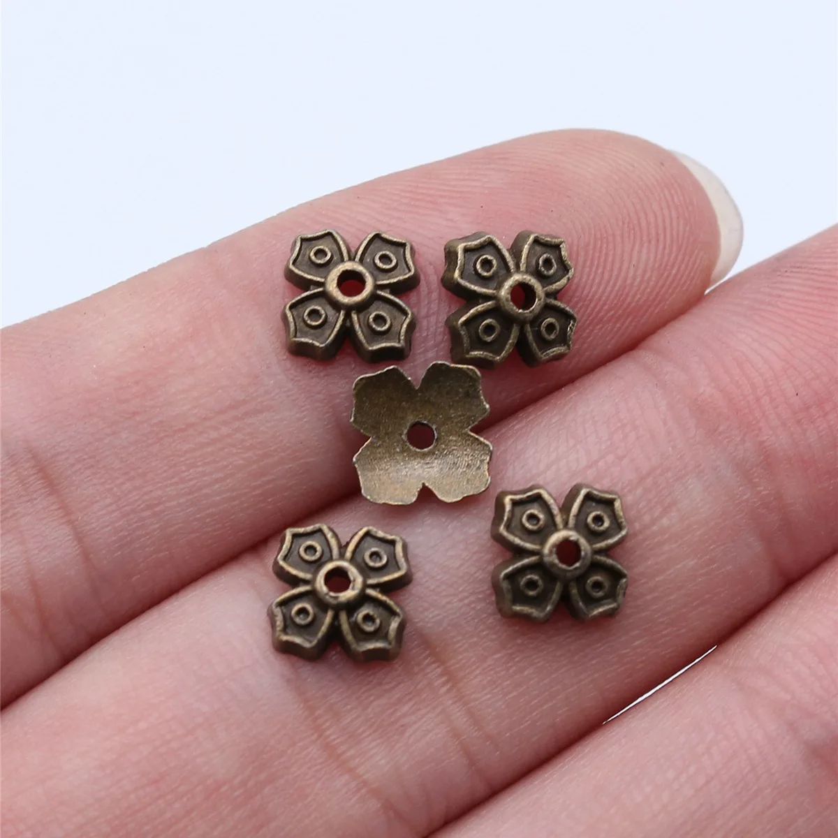 50pcs 7x7mm 4 Colors Bead Caps Jewelry Materials Supplies