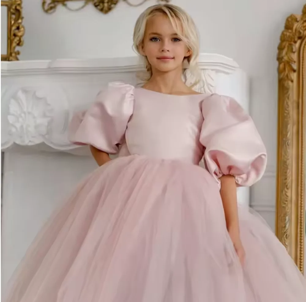 

Pink Tulle Flower Girl Dress with Puffy Sleeves And Bow for Wedding Birthday Party Banquet Princess Gown for Girls