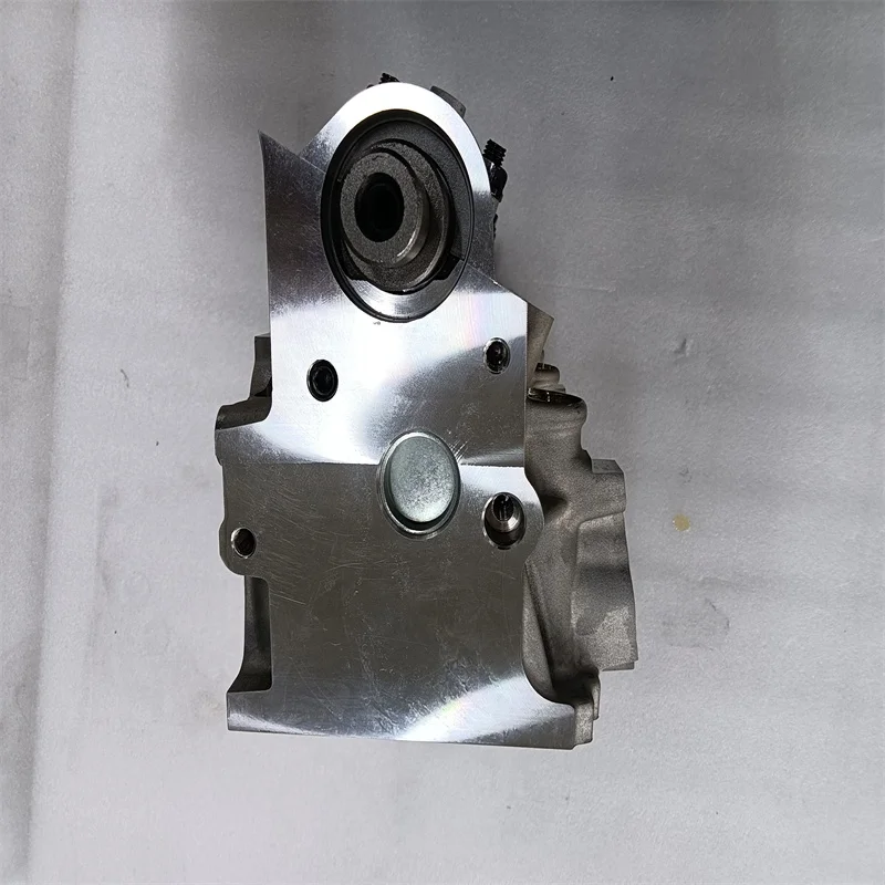 Dw8 رأس الأسطوانة الكاملة للمحرك Dw8 مجموعة رأس الأسطوانة 908537