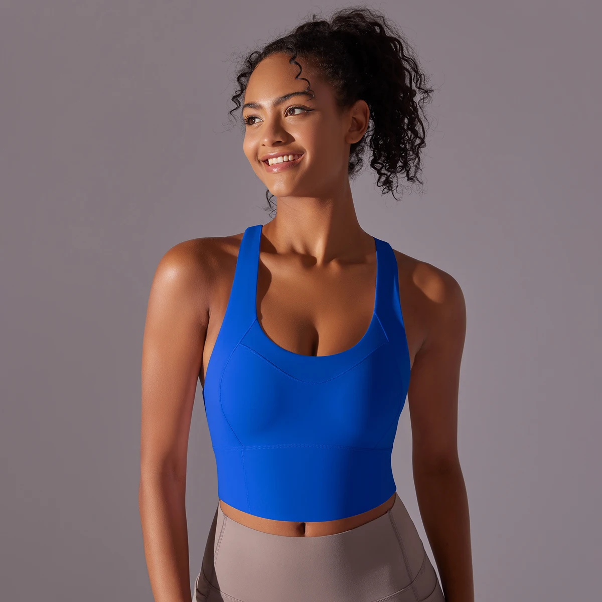 Nylonowy seksowny damski biustonosz sportowy Top damski Obcisły elastyczny biustonosz sportowy do jogi Crop Top Odzież do jogi Rozciągliwa damska