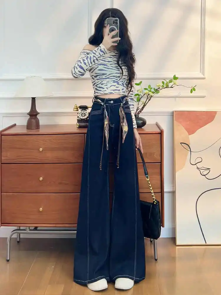 

2026, весенние новые джинсовые синие широкие женские джинсы, популярные брюки с шелковым шарфом и поясом, модные прямые брюки