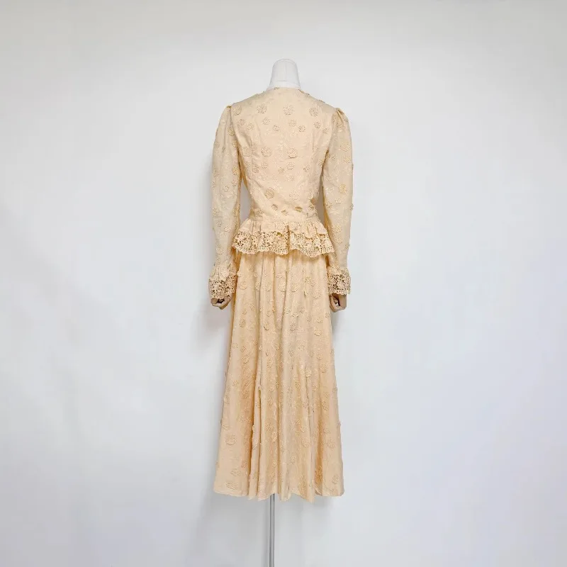 Vintage Floral Lace Two Piece Outfit Women Square Neck Flare Sleeve Corset Top Long Mermaid Skirt Romantic Lady Suit