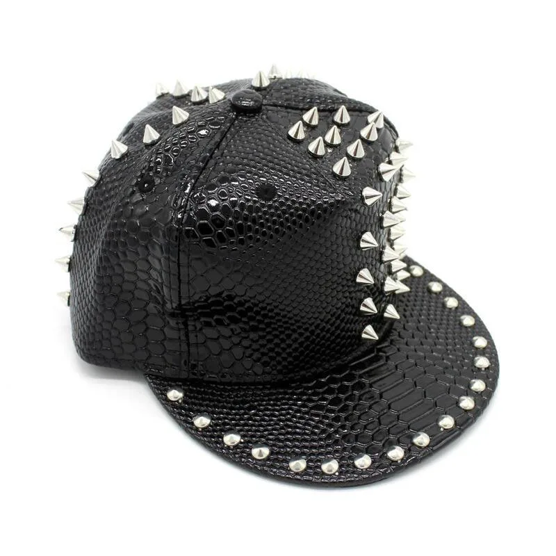 Korean Style New Rivets Snakeskin PU Leather Baseball Cap Men and Women Couple Hip Hop Hat Hip Hop Flat Brim Hat Wholesale