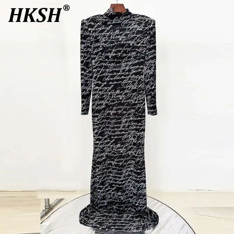 

HKSH 2025 Spring Autumn Women's Tide Punk Star Fashion English Letter Printed Gold Velvet Dress Elegant Zipper Long Skirt HK3721