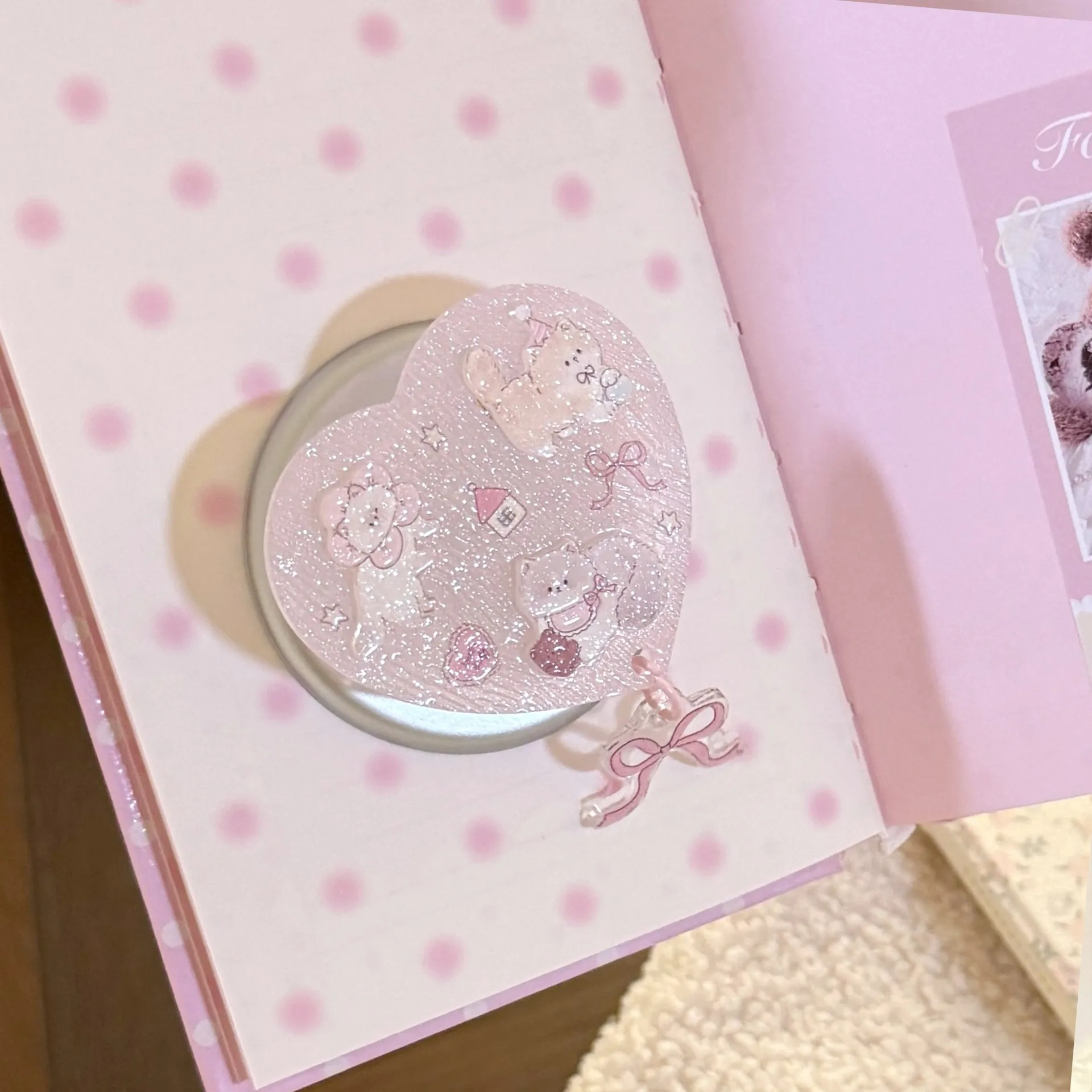 

Cute Glitter Cat Magnetic Phone Grip Stand Portable Folding Bracket Airbag Holder Anti-Drop Finger Socket Kawaii Girl Cell Decor