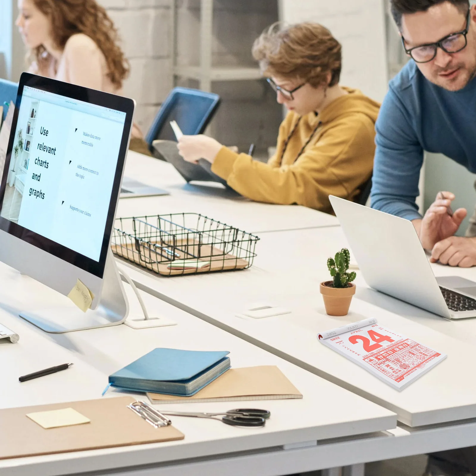 

2pcs 2022 Shredded Wall Calendars Chinese Daily Calendar Home Use High-Quality Paper Traditional Decorative Year Of The Tiger