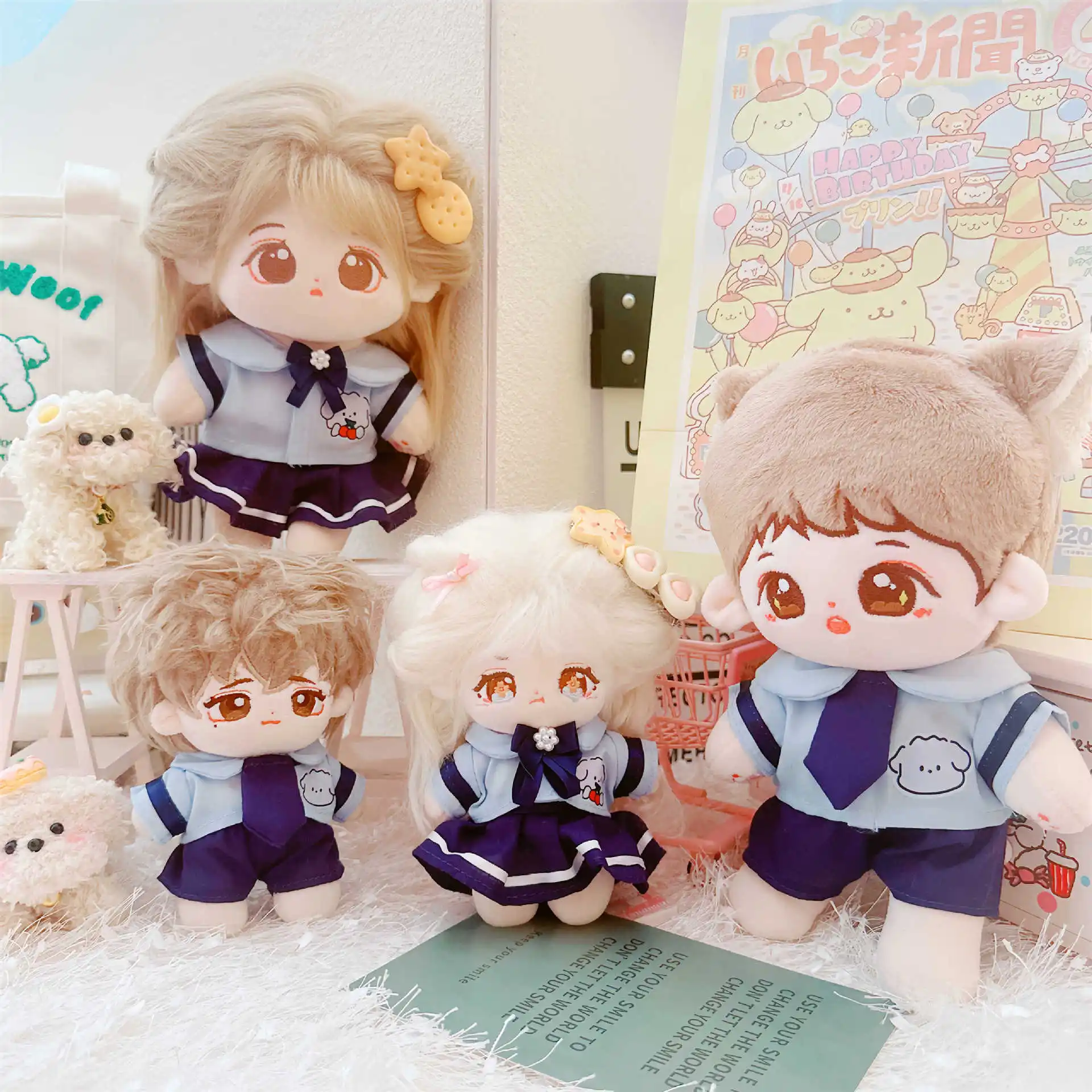 3 Stück Set niedliche Schuluniform 10cm Puppe Kleidung kawaii weichen Idol Plüsch Puppe Kleidung Cartoon wechselnde Kleidung Spiele für Mädchen Geschenk