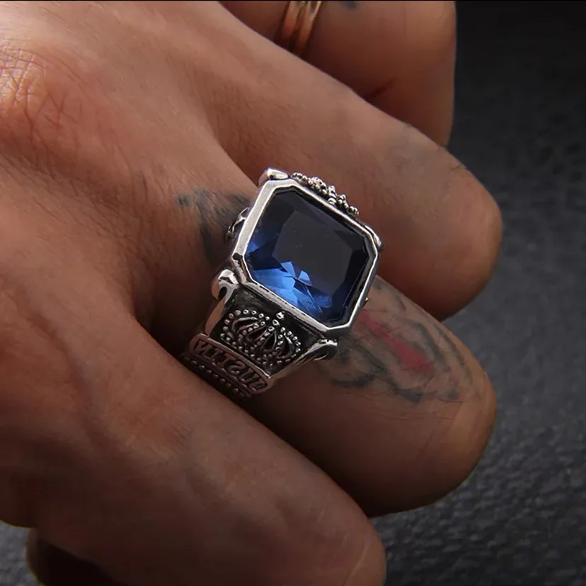 The new retro square blue zircon crown ring is stylish, cool and powerful with an adjustable opening