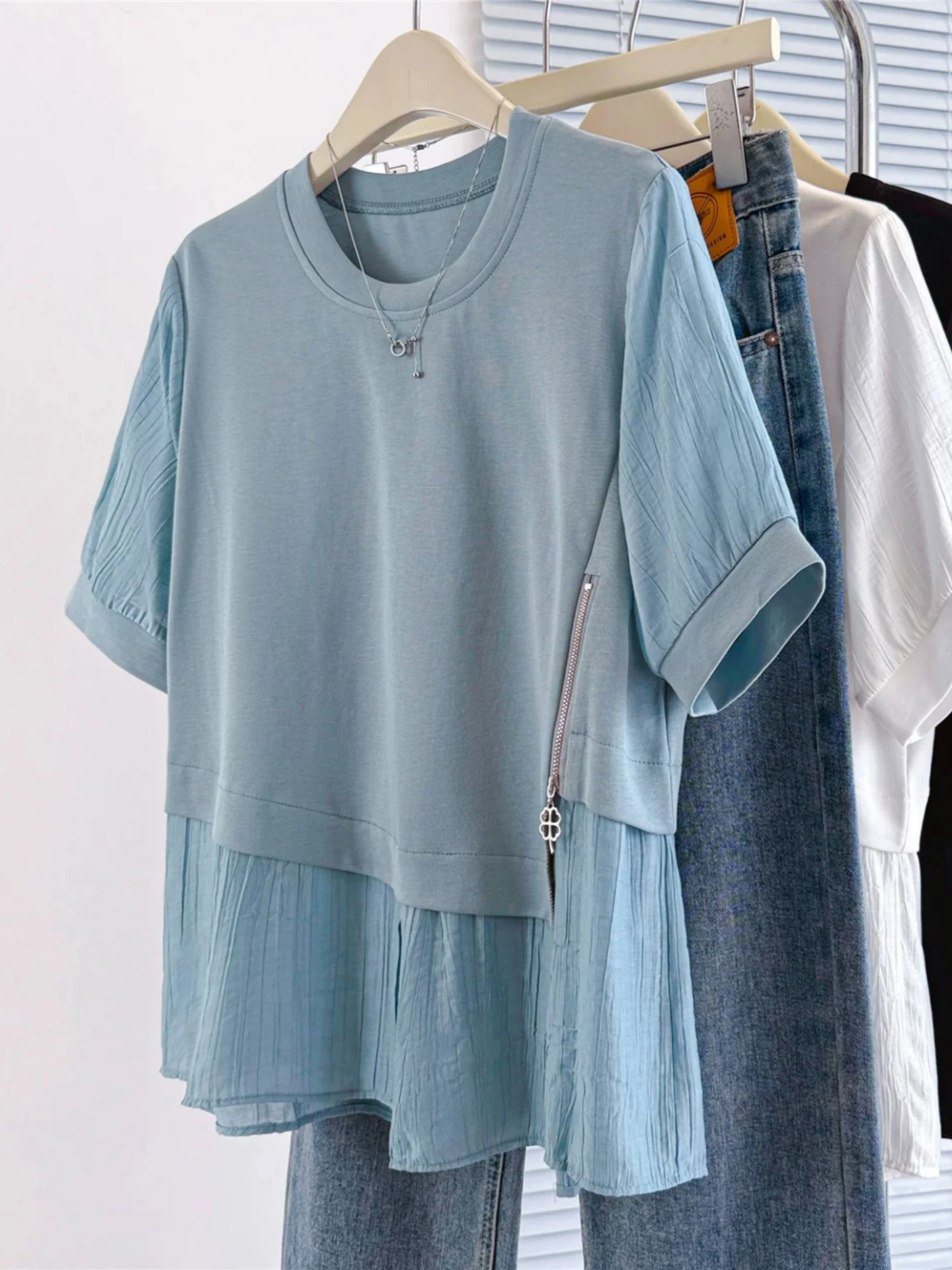 

Slimming Design Fake Two-Piece Shirt Short Sleeve T-Shirt Women Summer 2026 plus Size Elegant Base Top Korean Style Commute