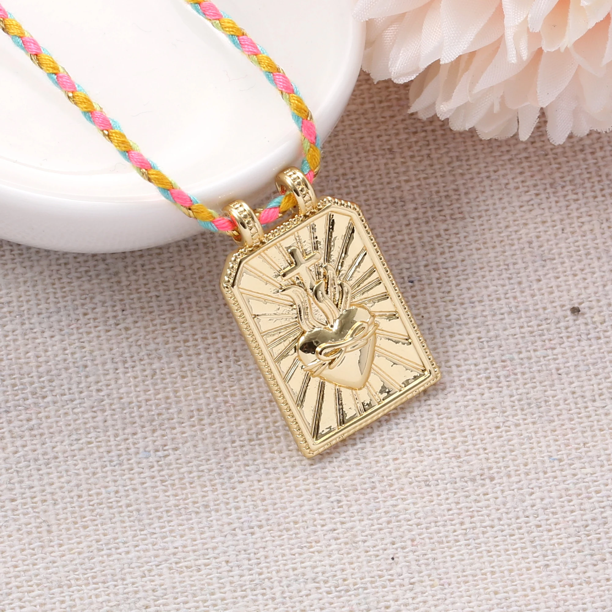 Minimalist Style Copper Gold Color Heart Pattern Square Shape Tarot Cards Handmade Pendant Necklace Men Women Jewelry