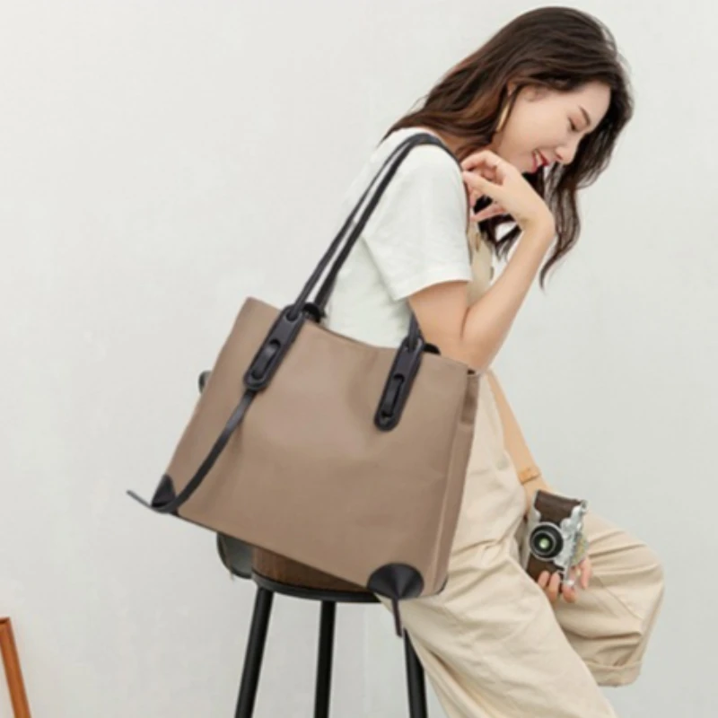 

Минималистичная новая сумка через плечо большой вместимости, модная сумка-тоут, минималистичная студенческая сумка, женская сумка для ношения в руке