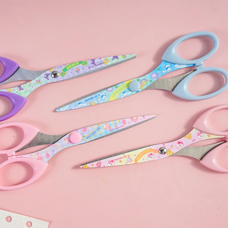 Imagem -02 - Sanrio Kuromi Art Scissors Melodia Cinnamoroll Safety Paper Cutter Faca Utilitária Material Escolar Papelaria Presentes 12 Pcs Lot
