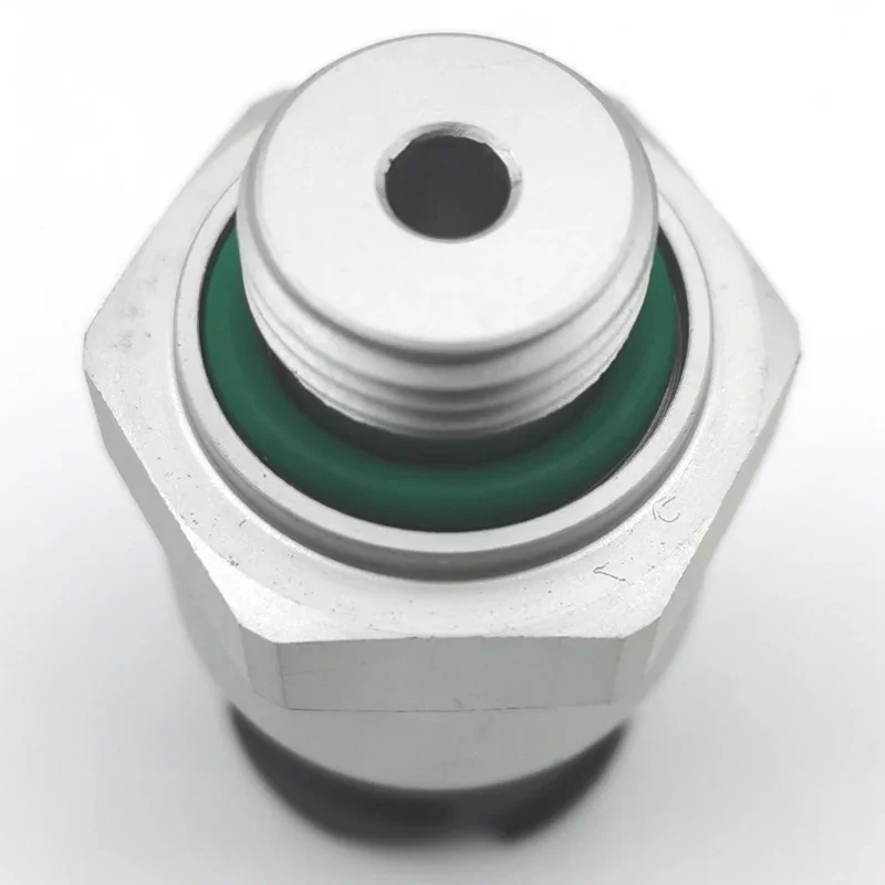 LKW-Öldrucksensor für IVECO/DAF/Benz/Scania/Man 504255336 1506009 81274210163 0035422518 1738460 4410441020 – Detail 3