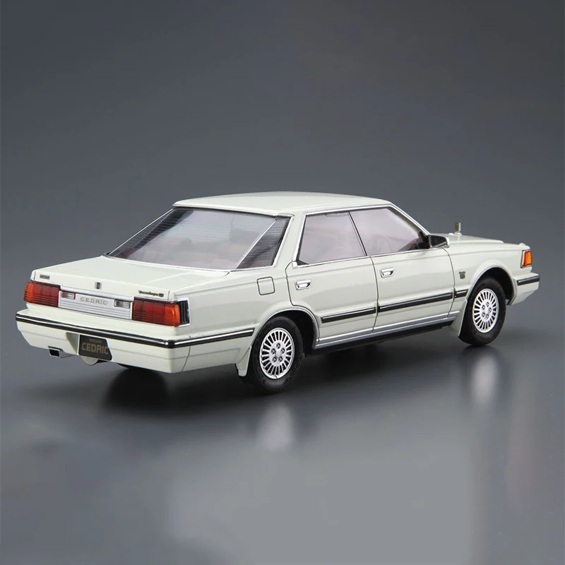 Static assembly car model Aoshima-06142 1/24 Y30 Cedric/Gloria 4HT V30E Brougham VIP 1983 car model kit