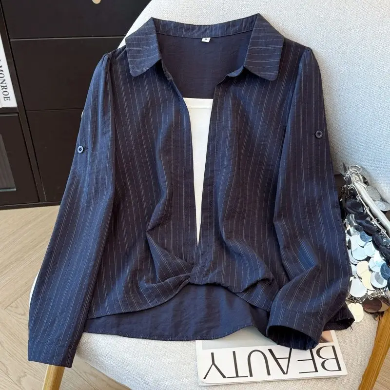 

Весенне-осенняя новая модная искусственная рубашка из двух предметов в полоску с длинными рукавами для женщин, повседневный топ с чувством дизайна
