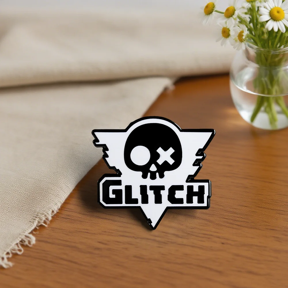 Glitch-Productions Logo Emaille-Anstecker, Murder Drones Brosche, Abzeichen, unabhängiges Animationsstudio, Anstecker für Revers, Anime-Cosplay, Geschenk für Fans. – Detail 3